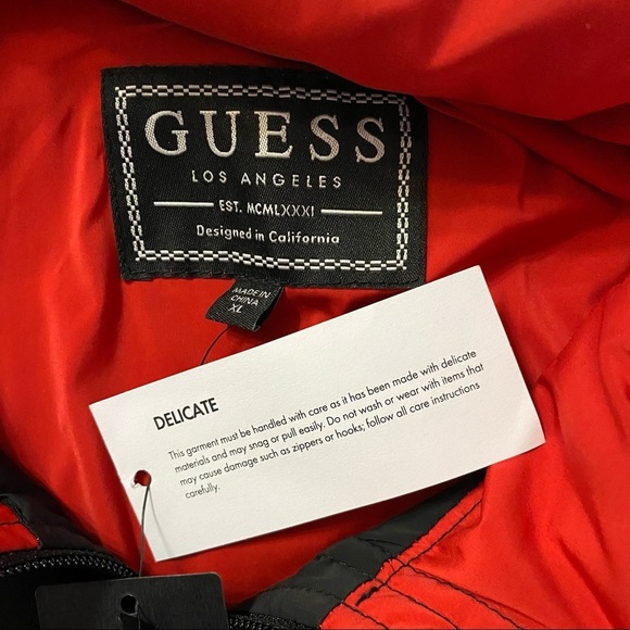 Guess Rebel Logo Red White Black Colour Block Lined Windbreaker Extra Large - Picture 4 of 13